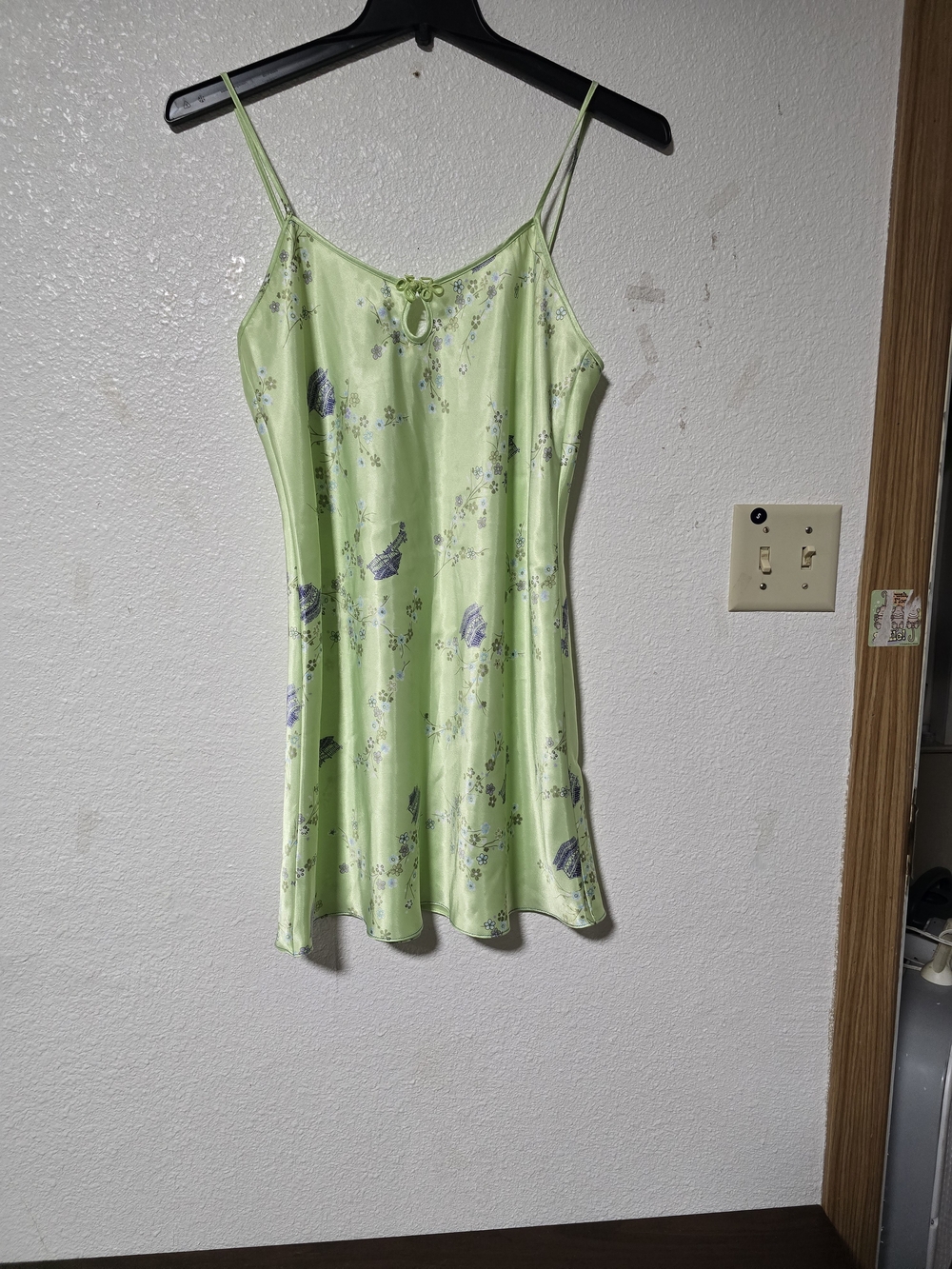 California Dynasty Green Floral Satin Slip Dress Nightgown Medium
